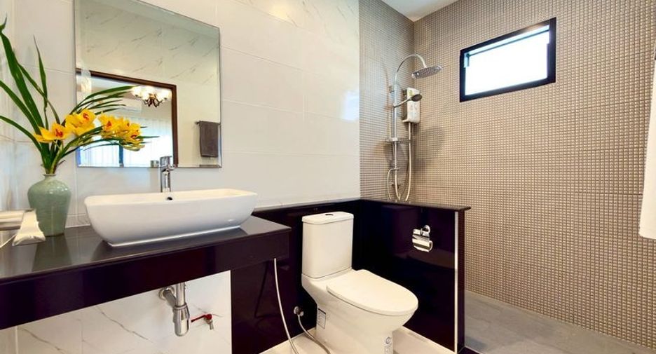 For sale 3 bedrooms house in Huay Yai, Pattaya