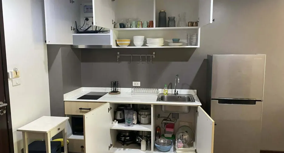 For rent 2 bedrooms condo in Mueang Phuket, Phuket
