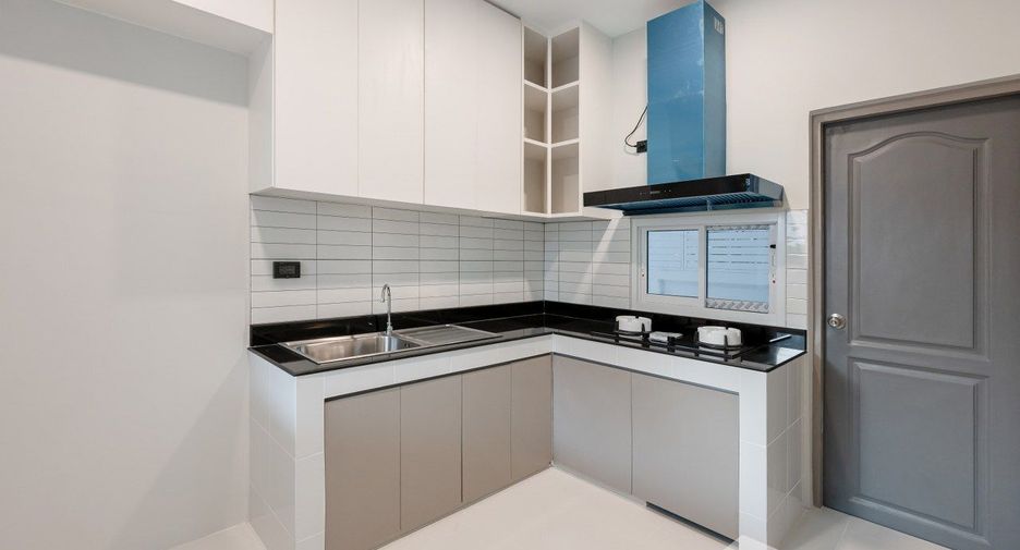 For sale 4 bedrooms house in Bang Kruai, Nonthaburi