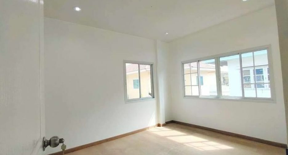 For sale 3 bedrooms house in Bang Bua Thong, Nonthaburi