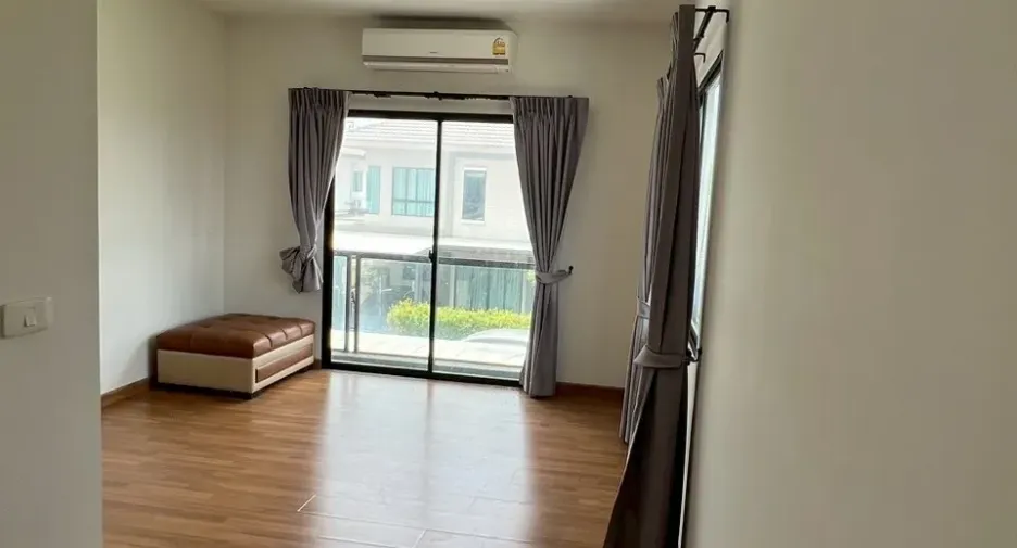 À vendre 3 chambres maison à Bang Yai, Nonthaburi