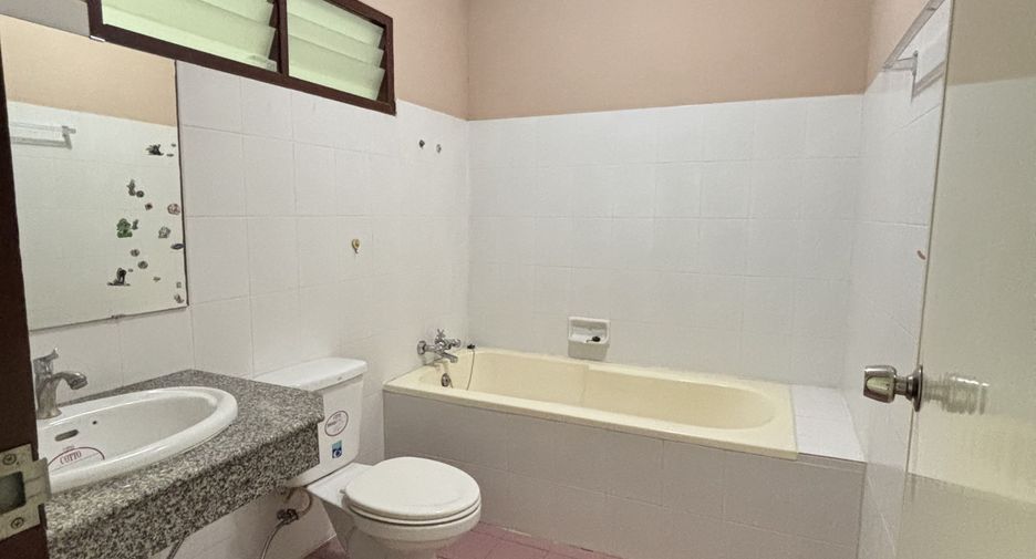 À vendre 2 chambres maison de ville à Bang Bua Thong, Nonthaburi