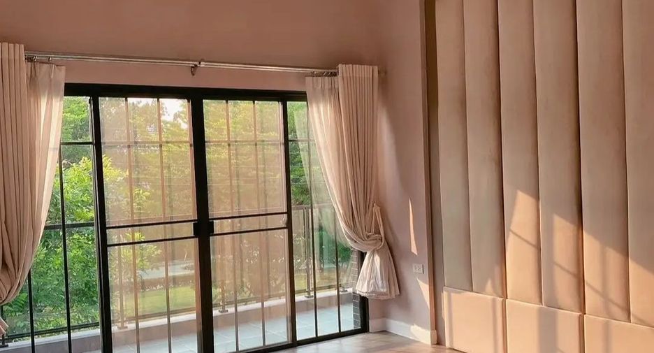 For sale 4 bedrooms house in Bang Kruai, Nonthaburi
