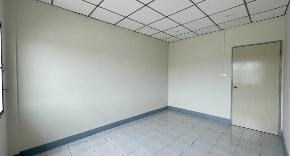 For sale 2 bedrooms townhouse in Bang Bua Thong, Nonthaburi