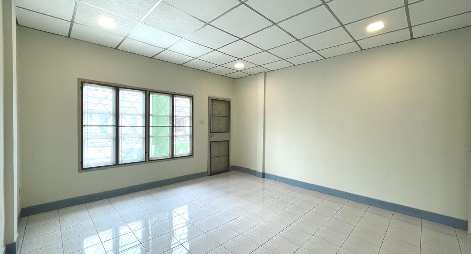 For sale 2 bedrooms townhouse in Bang Bua Thong, Nonthaburi