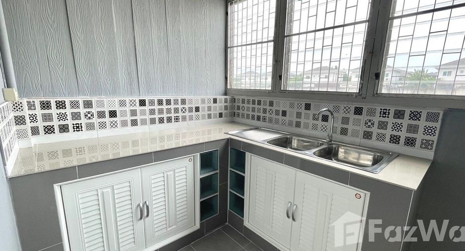 For sale 2 bedrooms townhouse in Bang Bua Thong, Nonthaburi