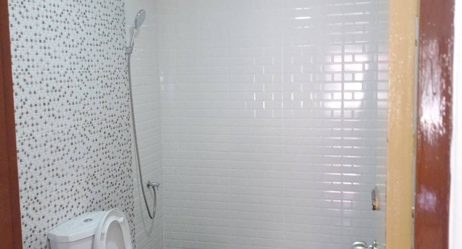 For sale 3 bedrooms townhouse in Lam Luk Ka, Pathum Thani