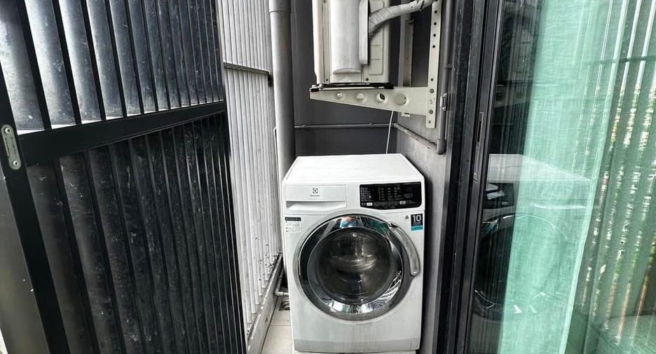 For sale 1 bed condo in Mueang Nonthaburi, Nonthaburi