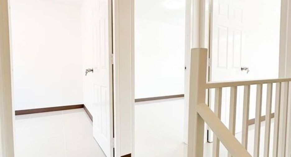 For sale 3 bedrooms townhouse in Bang Bua Thong, Nonthaburi