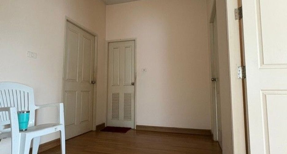 Reihenhaus zum Kauf mit 3 Zimmer in Bang Yai, Nonthaburi