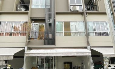 Reihenhaus zum Kauf mit 3 Zimmer in Bang Bua Thong, Nonthaburi