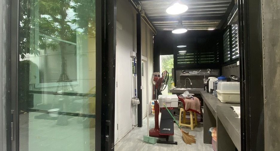 For sale 4 bedrooms house in Bang Yai, Nonthaburi
