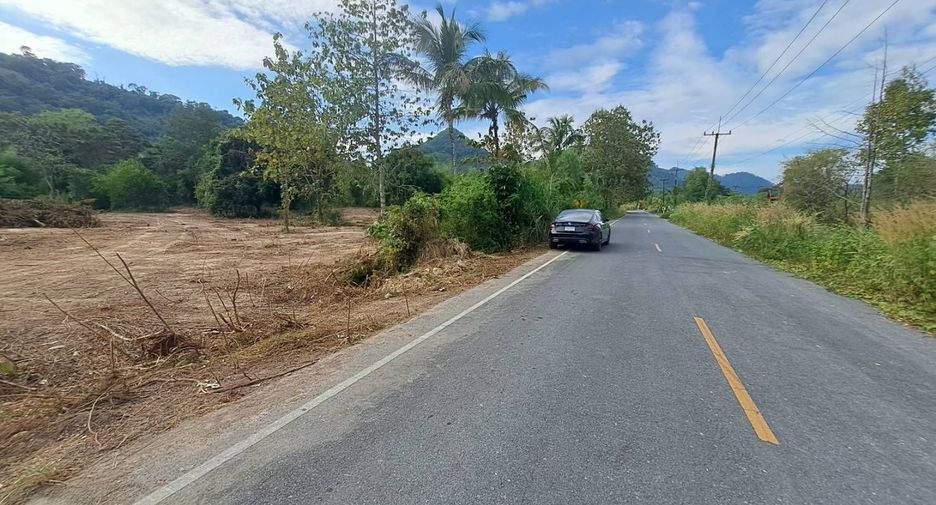 Продажа Участок в Mueang Nakhon Nayok, Накхоннайок