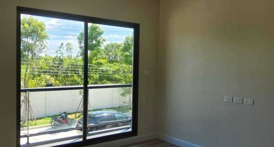 À vendre 4 chambres maison à Bang Kruai, Nonthaburi