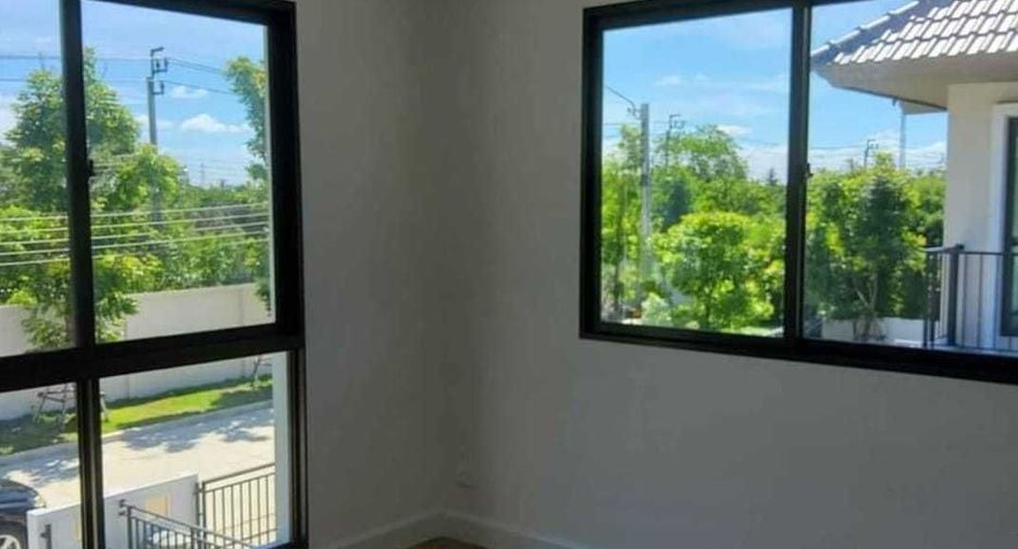 À vendre 4 chambres maison à Bang Kruai, Nonthaburi
