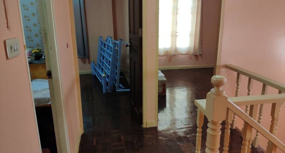 For sale 4 bedrooms townhouse in Thanyaburi, Pathum Thani