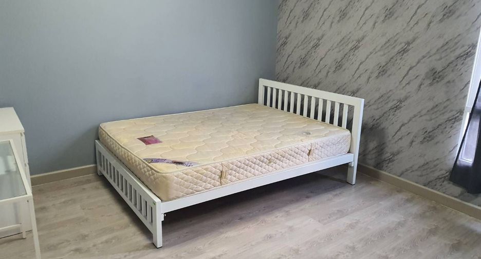 Reihenhaus zum Kauf mit 3 Zimmer in Phutthamonthon, Nakhon Pathom