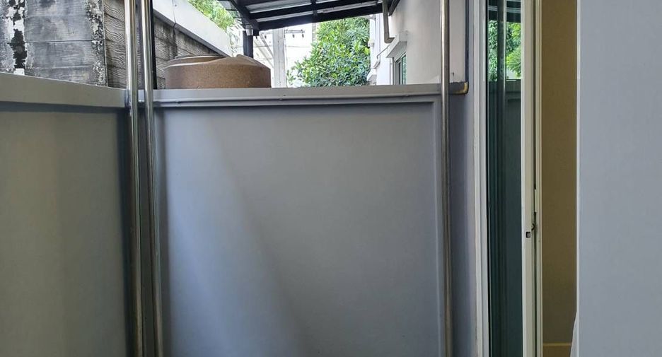 Reihenhaus zum Kauf mit 3 Zimmer in Phutthamonthon, Nakhon Pathom