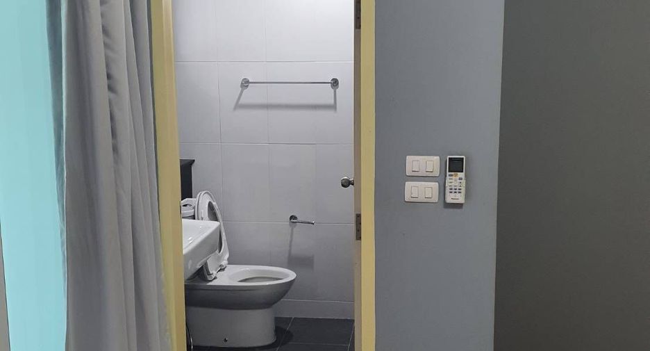 Reihenhaus zum Kauf mit 3 Zimmer in Phutthamonthon, Nakhon Pathom