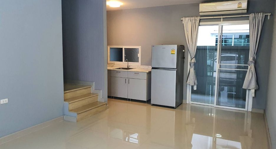 Reihenhaus zum Kauf mit 3 Zimmer in Phutthamonthon, Nakhon Pathom