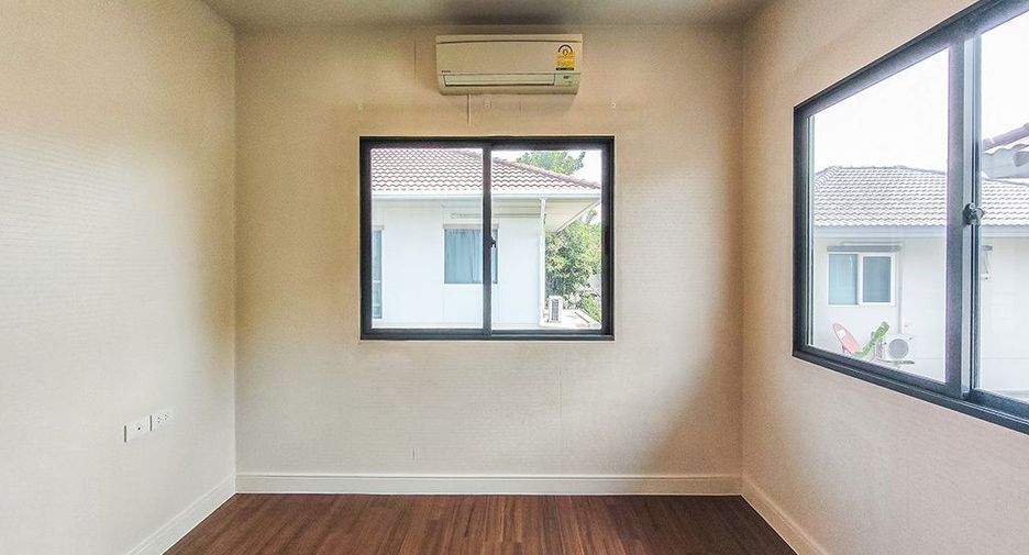 For sale 3 ベッドルーム house in Mueang Pathum Thani, Pathum Thani