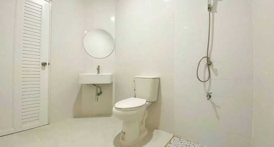 Продажа 3 спальни таунхаус в Bang Bua Thong, Нонтабури