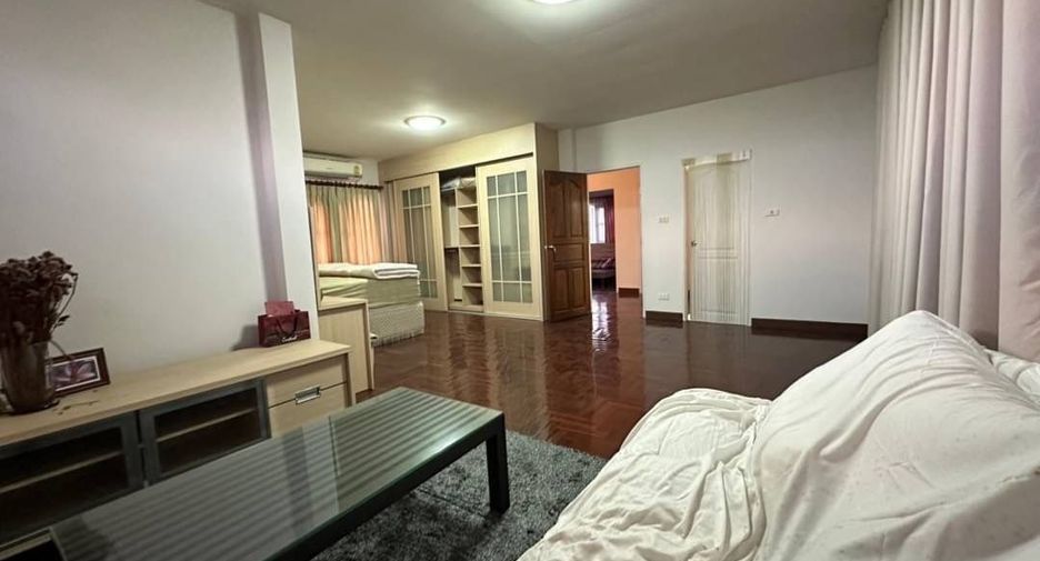 出售 4 卧室 独立屋 在 Phutthamonthon, Nakhon Pathom