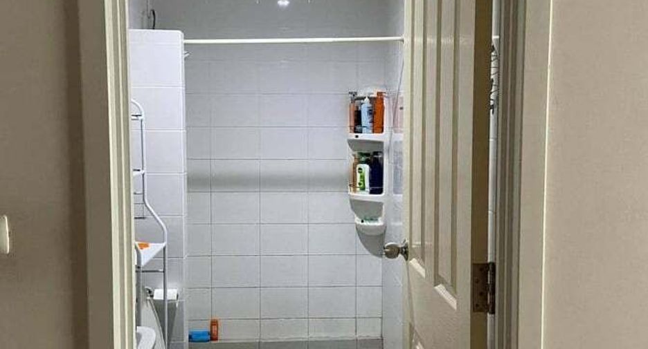 For sale 3 bedrooms townhouse in Thanyaburi, Pathum Thani