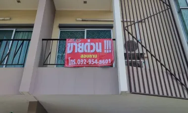 For sale 3 bedrooms townhouse in Mueang Pathum Thani, Pathum Thani