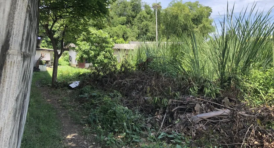 Terreno en venta en Nakhon Chai Si, Nakhon Pathom