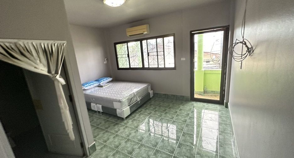 Casa adosada en venta de 5 habitaciones en Hat Yai, Songkhla
