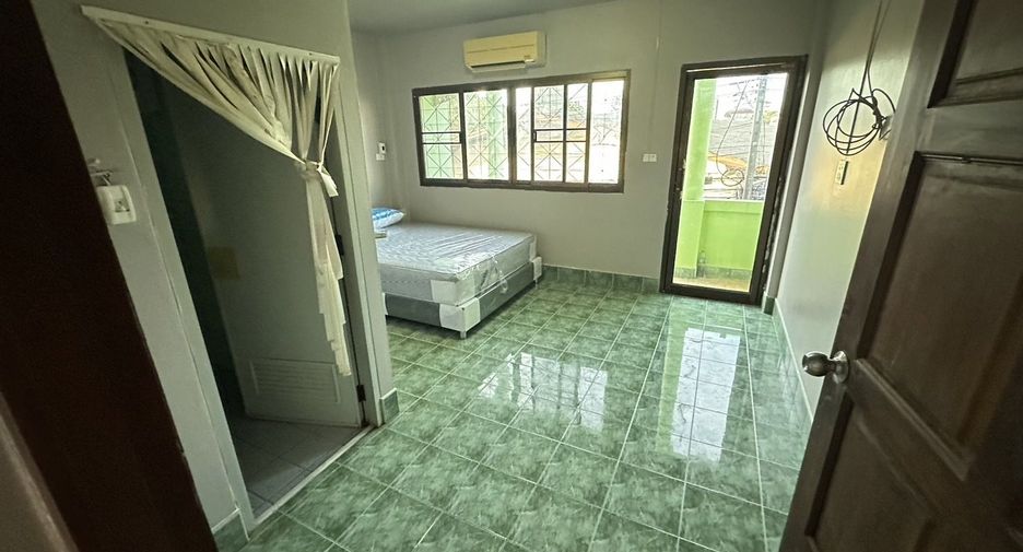 Casa adosada en venta de 5 habitaciones en Hat Yai, Songkhla