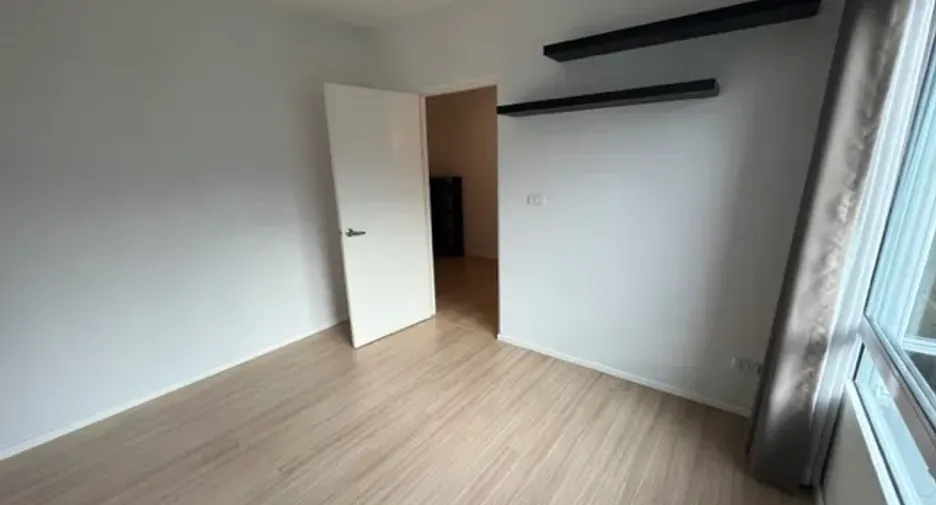 À vendre 3 chambres maison de ville à Mueang Nonthaburi, Nonthaburi
