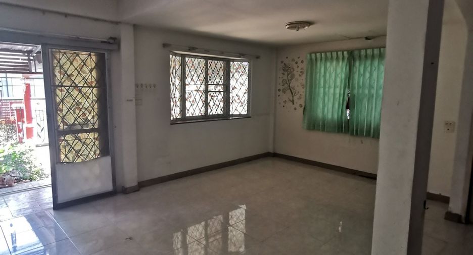 For sale 3 ベッドルーム house in Mueang Samut Sakhon, Samut Sakhon