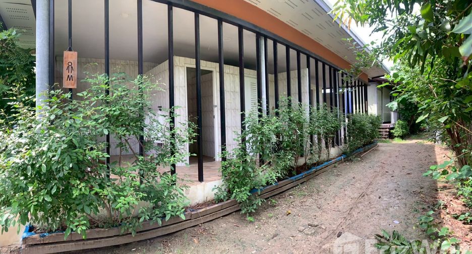 Terreno en venta en Sam Phran, Nakhon Pathom