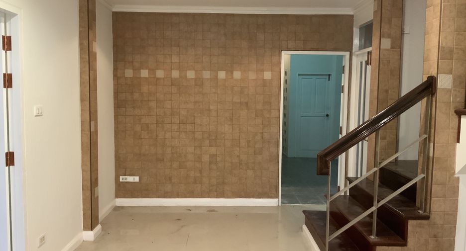 For sale 2 bedrooms house in Lam Luk Ka, Pathum Thani