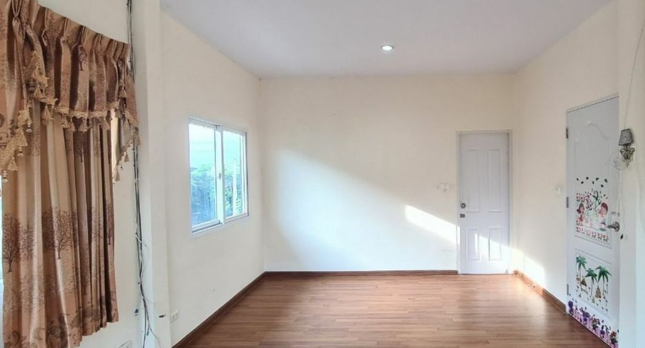 For sale 3 bedrooms house in Sai Noi, Nonthaburi