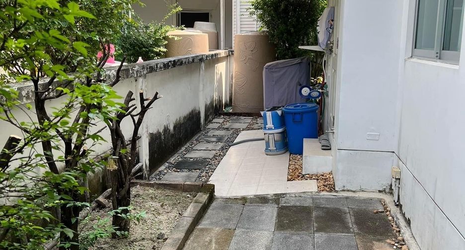 Haus zum Kauf mit 3 Zimmer in Thanyaburi, Pathum Thani