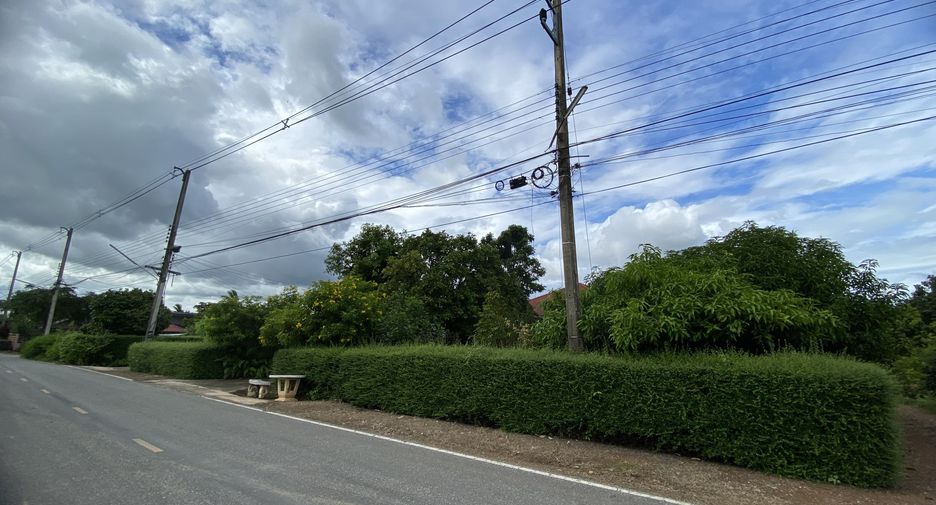 For sale 2 bedrooms house in Mueang Uttaradit, Uttaradit