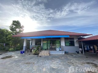 For sale 2 bedrooms house in Mueang Uttaradit, Uttaradit