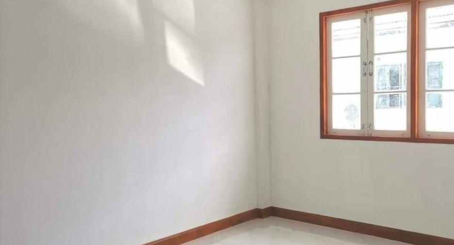 For sale 2 bedrooms townhouse in Bang Bua Thong, Nonthaburi