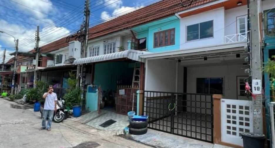 For sale 2 bedrooms townhouse in Bang Bua Thong, Nonthaburi