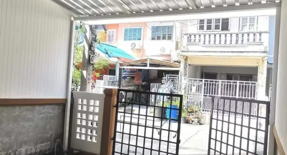 For sale 2 bedrooms townhouse in Bang Bua Thong, Nonthaburi