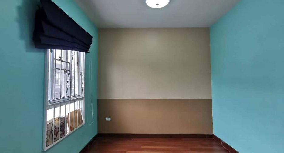 For sale 4 bedrooms townhouse in Bang Yai, Nonthaburi