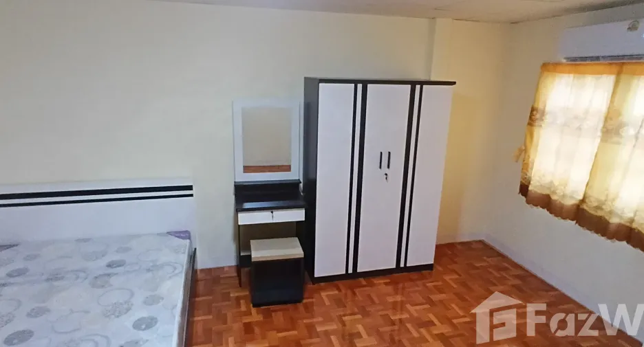 Casa adosada en venta de 3 habitaciones en Bang Bua Thong, Nonthaburi