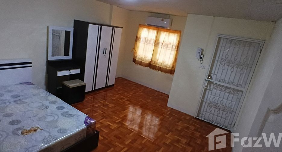 Casa adosada en venta de 3 habitaciones en Bang Bua Thong, Nonthaburi