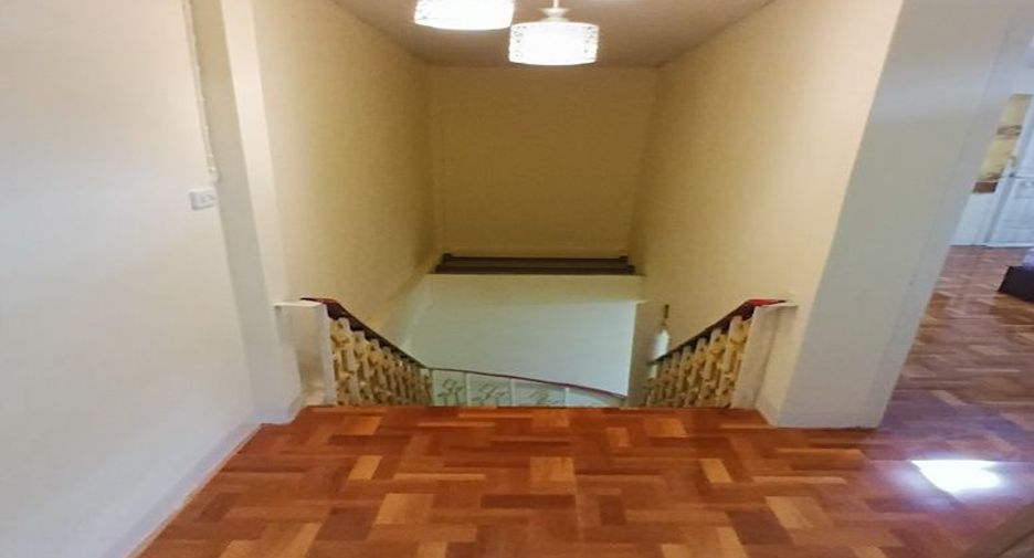 Casa adosada en venta de 3 habitaciones en Bang Bua Thong, Nonthaburi