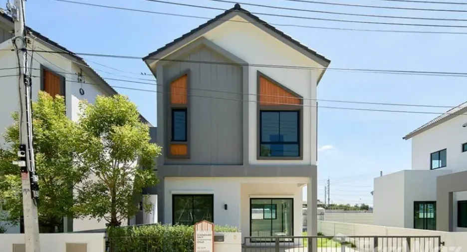 Продажа 4 спальни дом в Mueang Pathum Thani, Патумтани