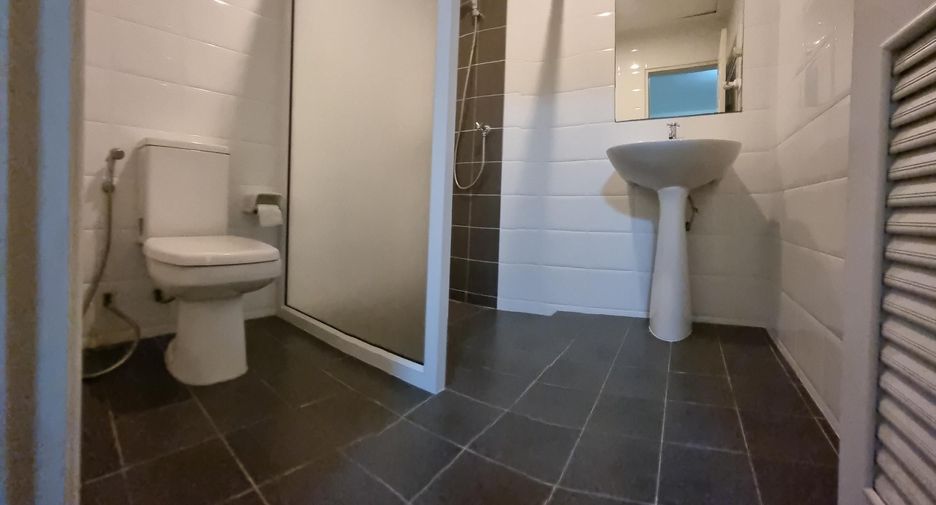 Reihenhaus zum Kauf mit 4 Zimmer in Bang Bua Thong, Nonthaburi