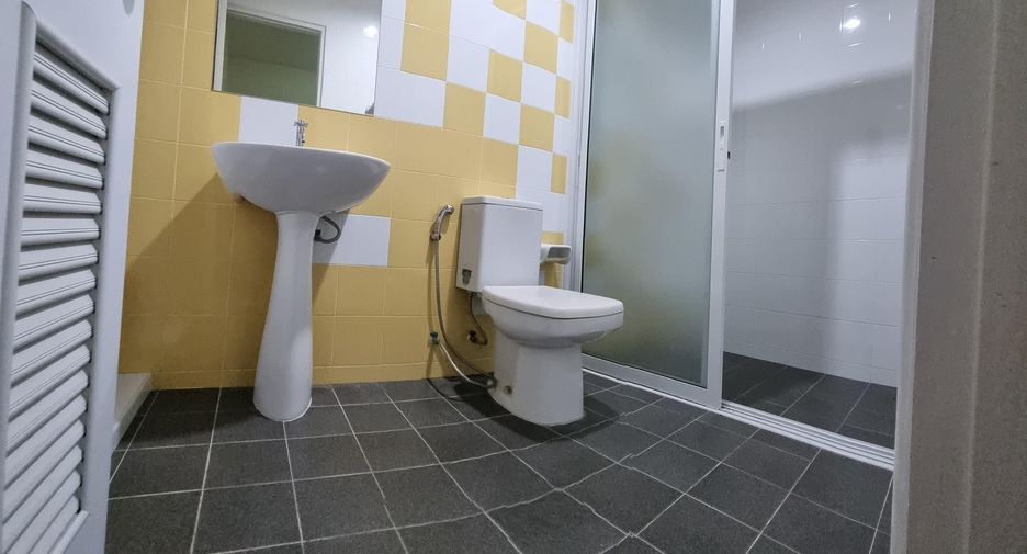 Reihenhaus zum Kauf mit 4 Zimmer in Bang Bua Thong, Nonthaburi